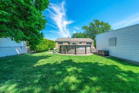 3820 W 212th Street Fairview Park OH 44126