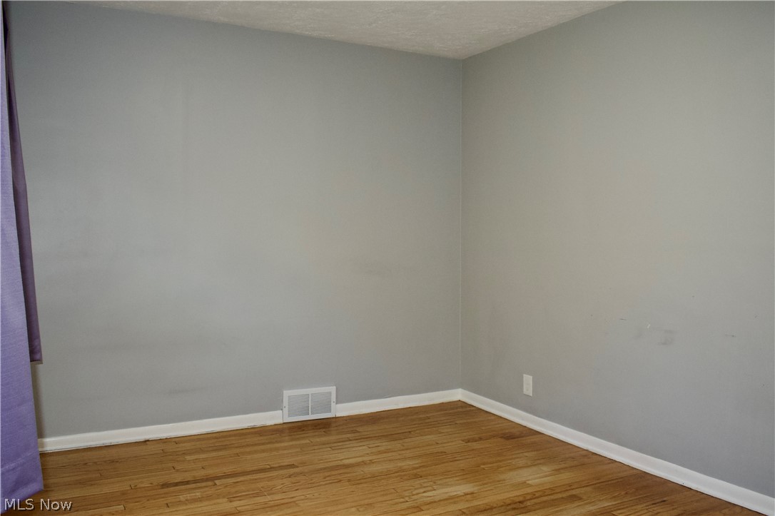 20724 Applegate Road Maple Heights OH 44137
