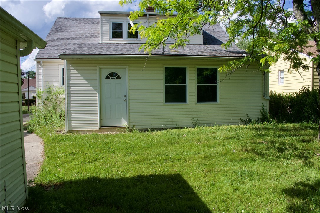 20724 Applegate Road Maple Heights OH 44137