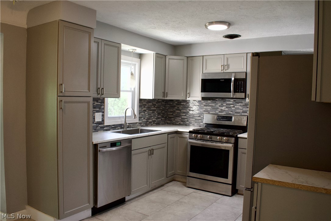 20724 Applegate Road Maple Heights OH 44137