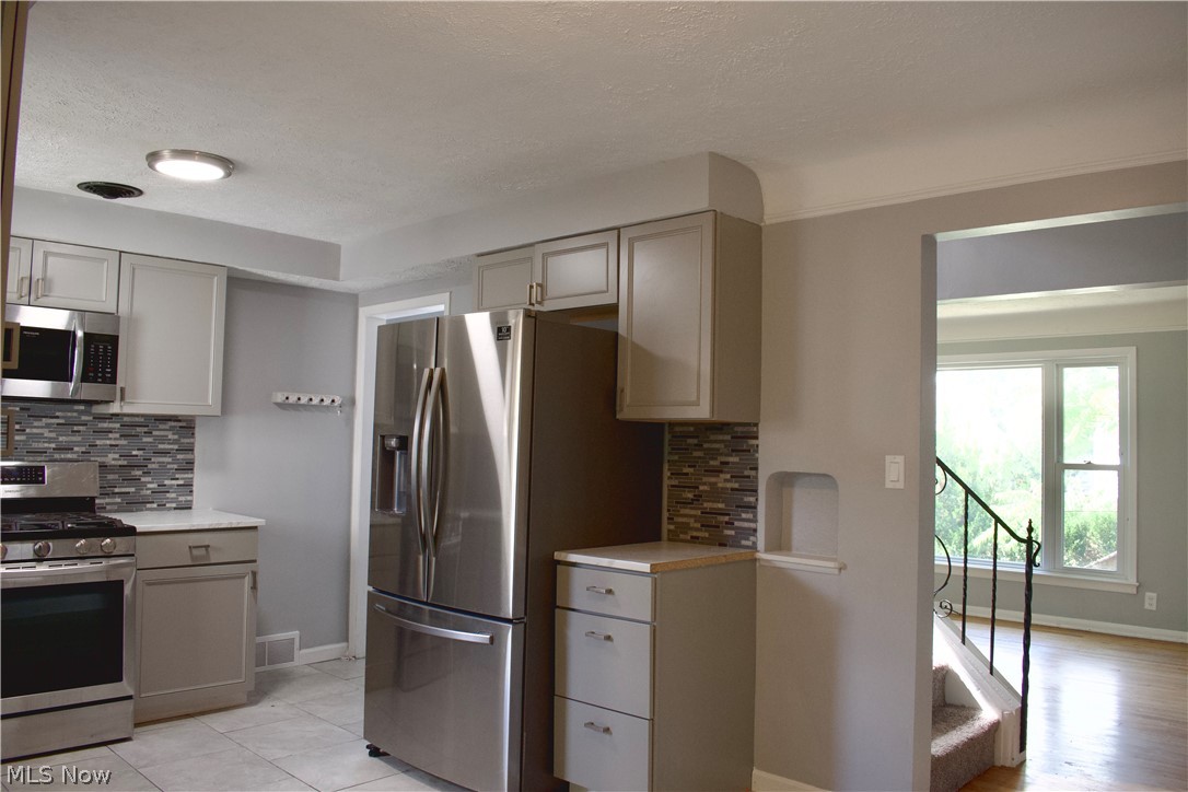20724 Applegate Road Maple Heights OH 44137