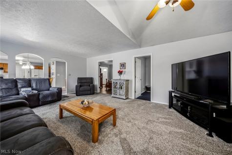 2121 Laurel Lane Streetsboro OH 44241