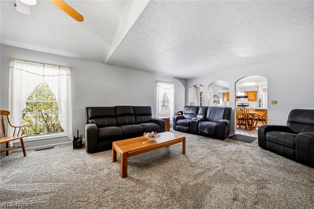 2121 Laurel Lane Streetsboro OH 44241