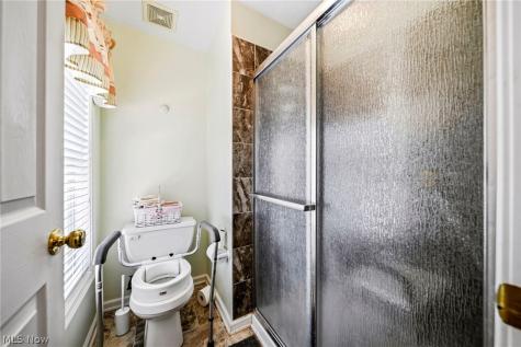 2121 Laurel Lane Streetsboro OH 44241