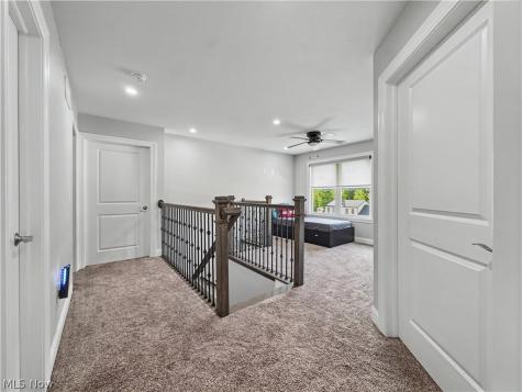 6385 Meander Glen Drive Youngstown OH 44515