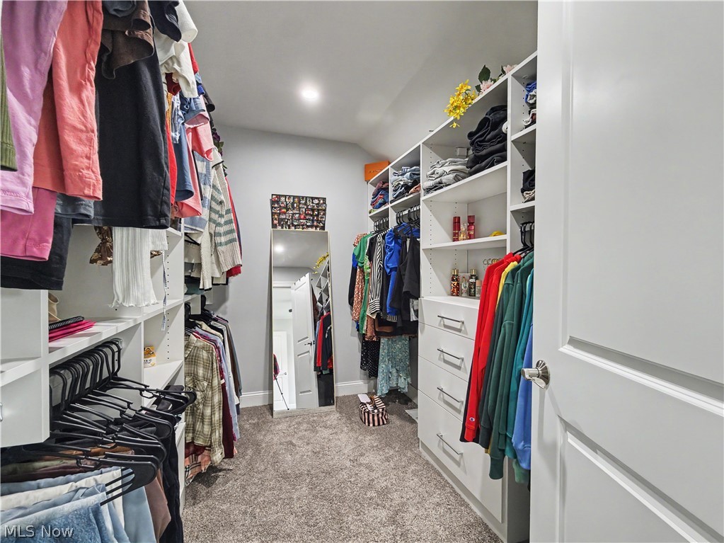 6385 Meander Glen Drive Youngstown OH 44515