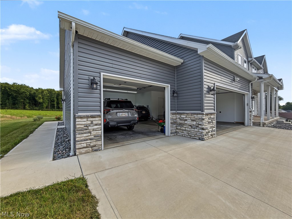 6385 Meander Glen Drive Youngstown OH 44515