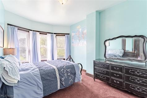 9913 Rosehill Avenue Cleveland OH 44104