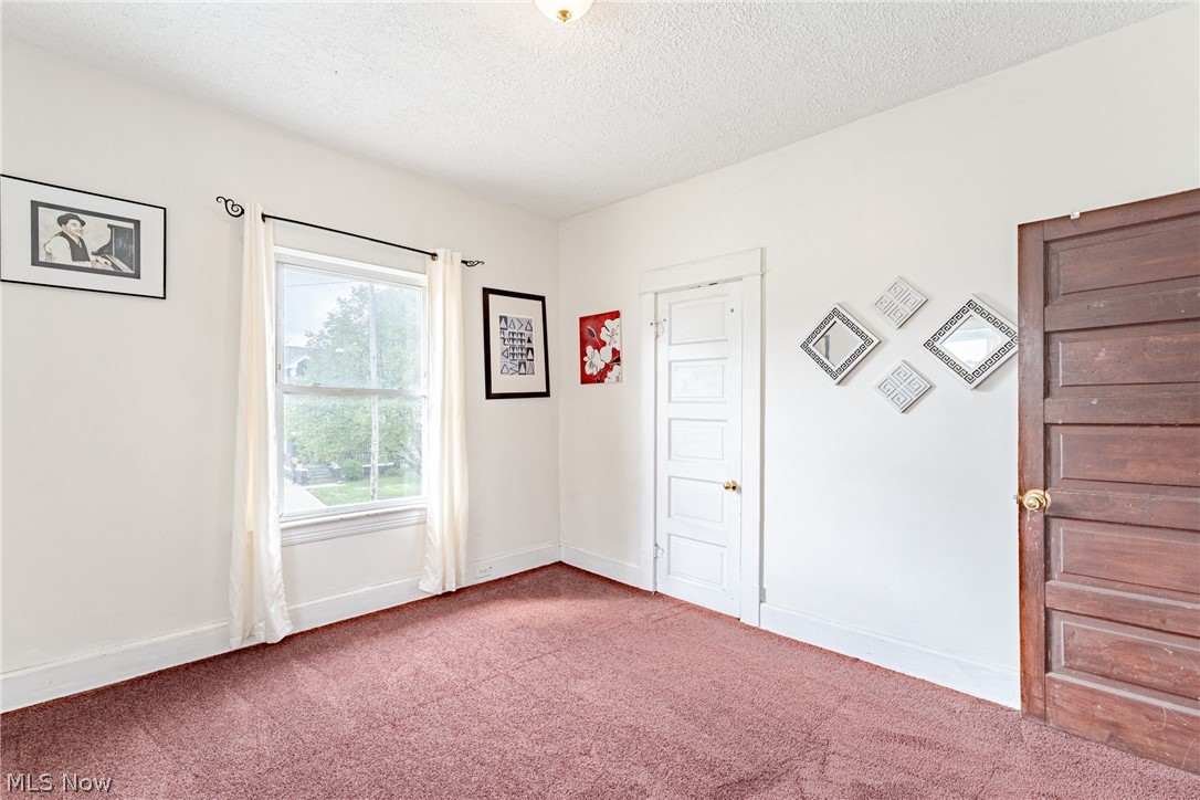 9913 Rosehill Avenue Cleveland OH 44104
