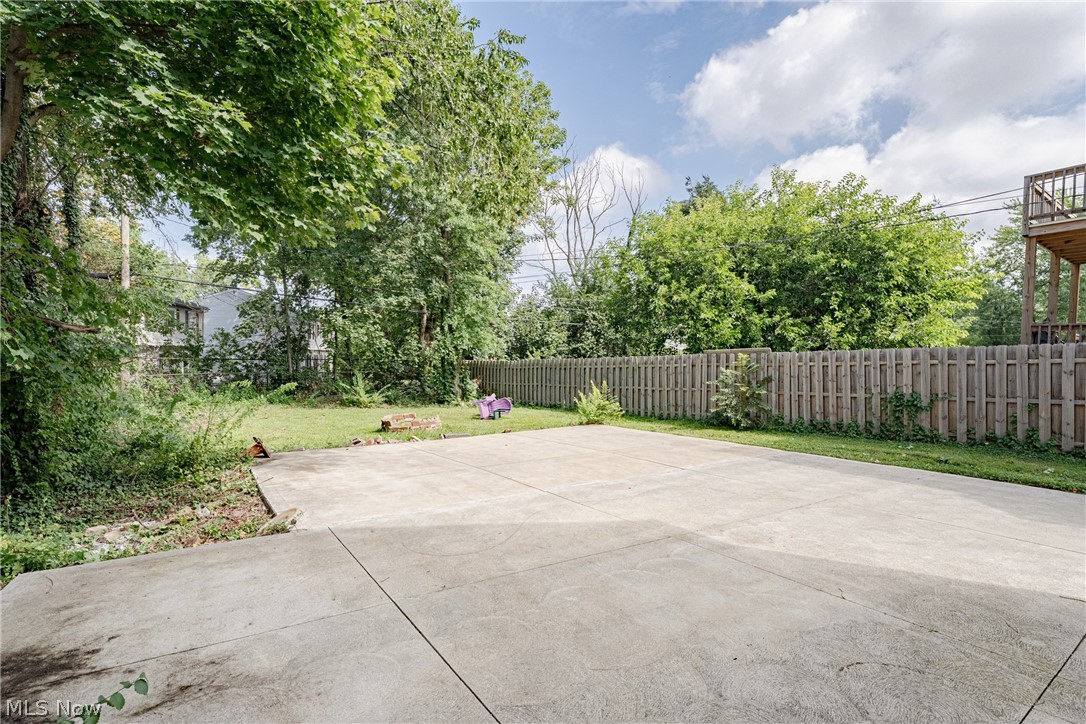 9913 Rosehill Avenue Cleveland OH 44104