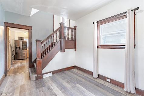 9913 Rosehill Avenue Cleveland OH 44104