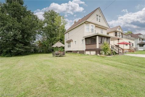 9913 Rosehill Avenue Cleveland OH 44104
