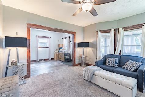 9913 Rosehill Avenue Cleveland OH 44104