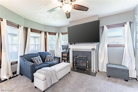 9913 Rosehill Avenue Cleveland OH 44104