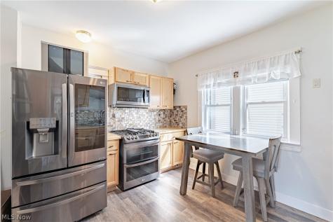9913 Rosehill Avenue Cleveland OH 44104