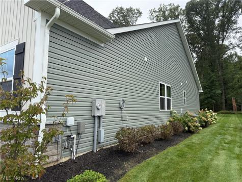 1164 Fox Run Grafton OH 44044