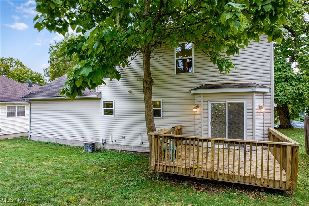 1303 Laffer Avenue Akron OH 44305