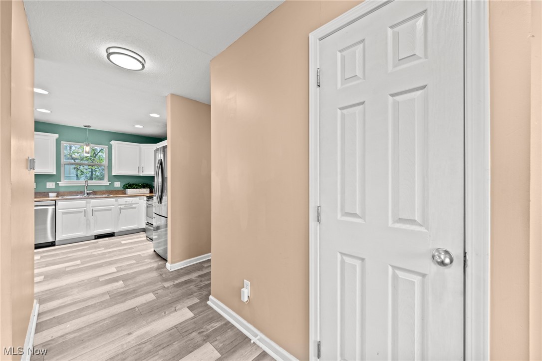 1303 Laffer Avenue Akron OH 44305