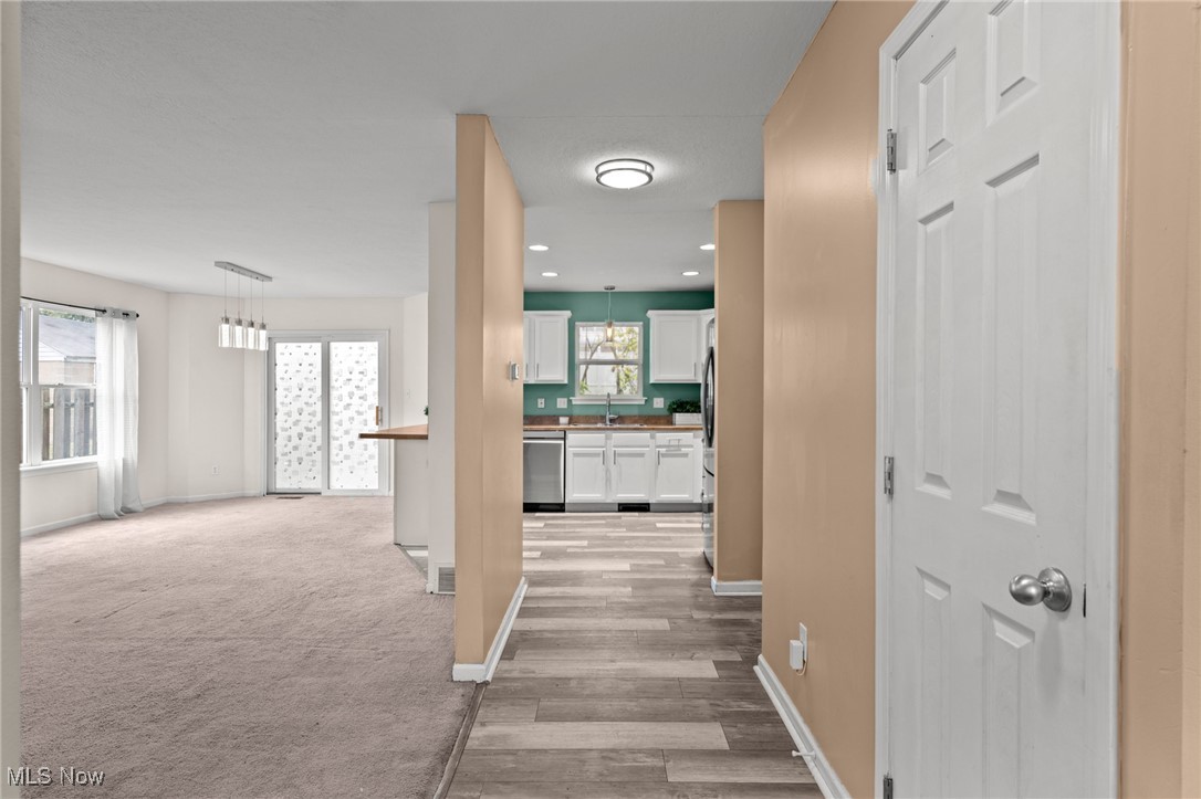 1303 Laffer Avenue Akron OH 44305