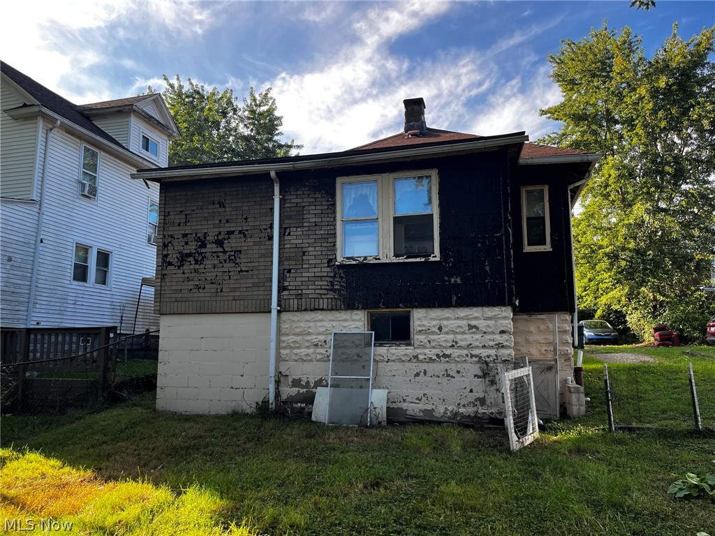 565 Paul Place Barberton OH 44203