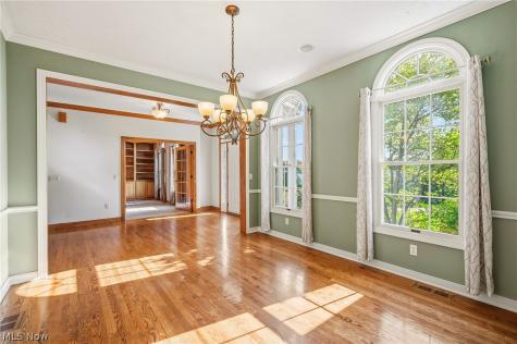 4328 Regal Drive Copley OH 44321