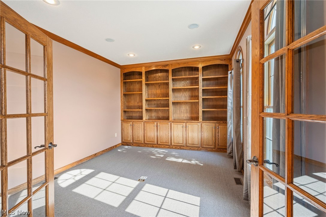 4328 Regal Drive Copley OH 44321