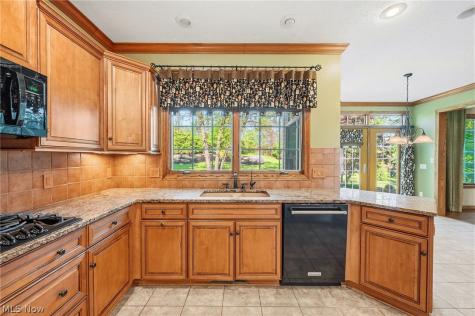 4328 Regal Drive Copley OH 44321