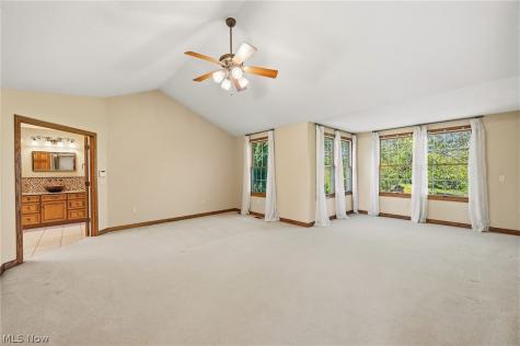 4328 Regal Drive Copley OH 44321