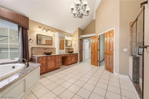 4328 Regal Drive Copley OH 44321