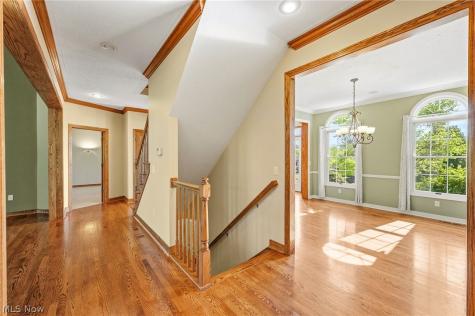 4328 Regal Drive Copley OH 44321