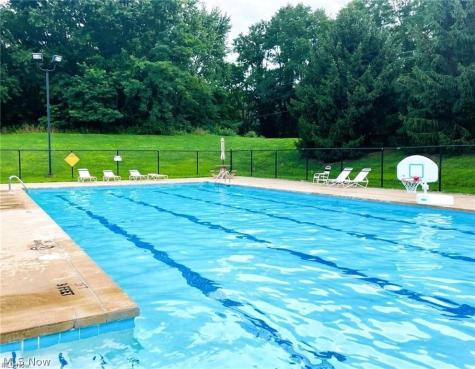 4328 Regal Drive Copley OH 44321