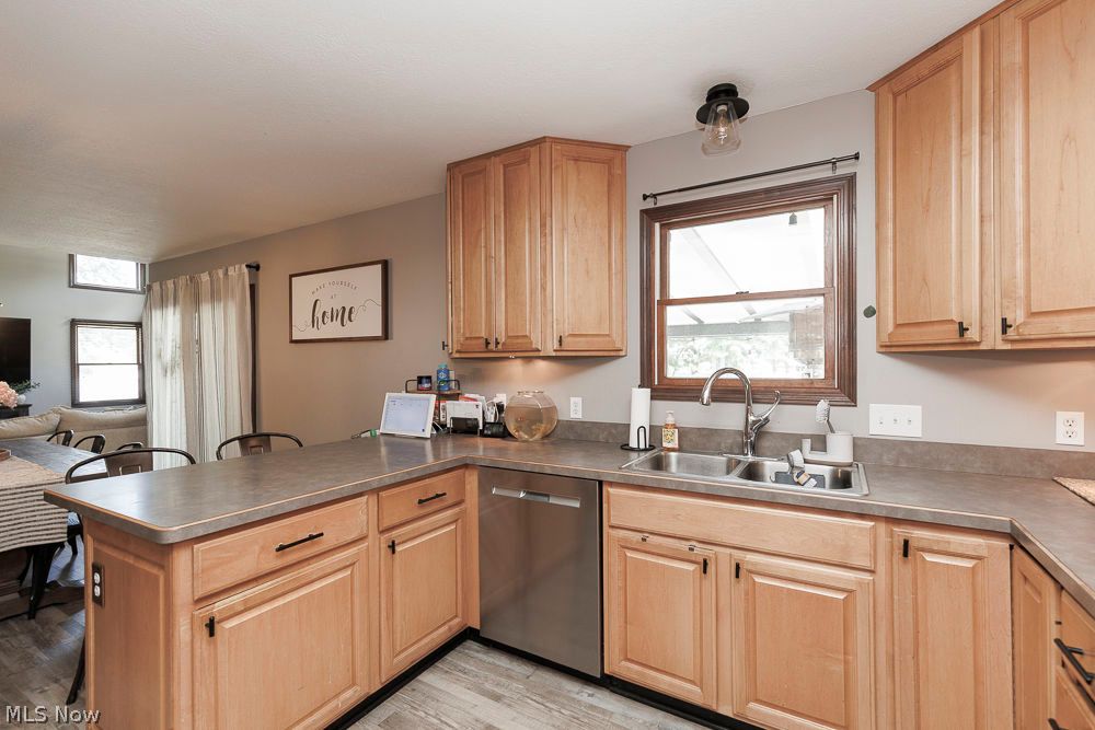 396 Pemberton Drive Elyria OH 44035