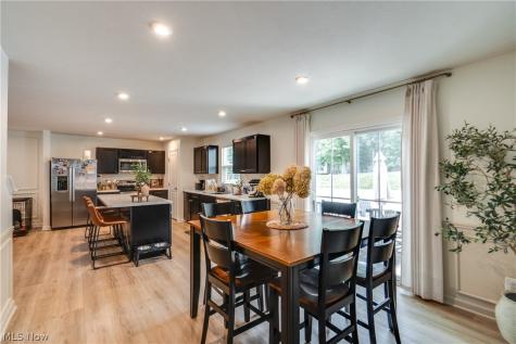 3690 Kirkham Drive Barberton OH 44203