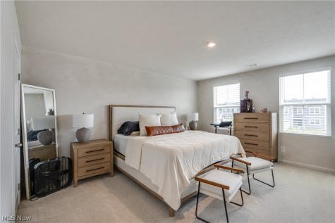 3690 Kirkham Drive Barberton OH 44203