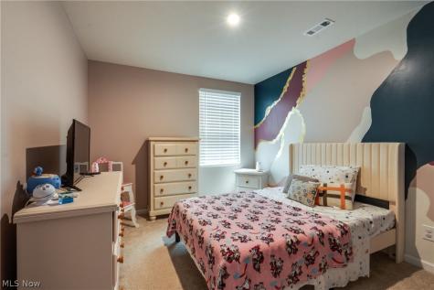 3690 Kirkham Drive Barberton OH 44203