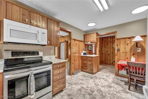 1553 S Carpenter Road S Brunswick OH 44212