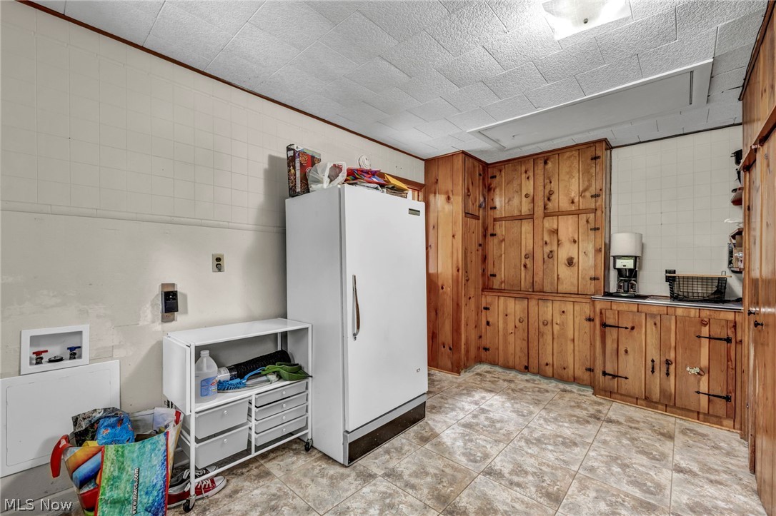 1553 S Carpenter Road S Brunswick OH 44212