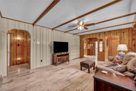 1553 S Carpenter Road S Brunswick OH 44212