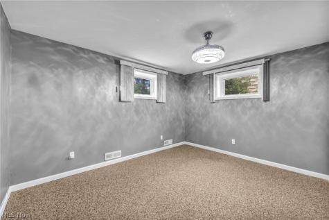 1553 S Carpenter Road S Brunswick OH 44212