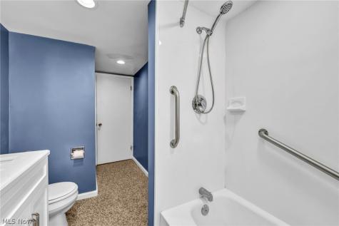 1553 S Carpenter Road S Brunswick OH 44212
