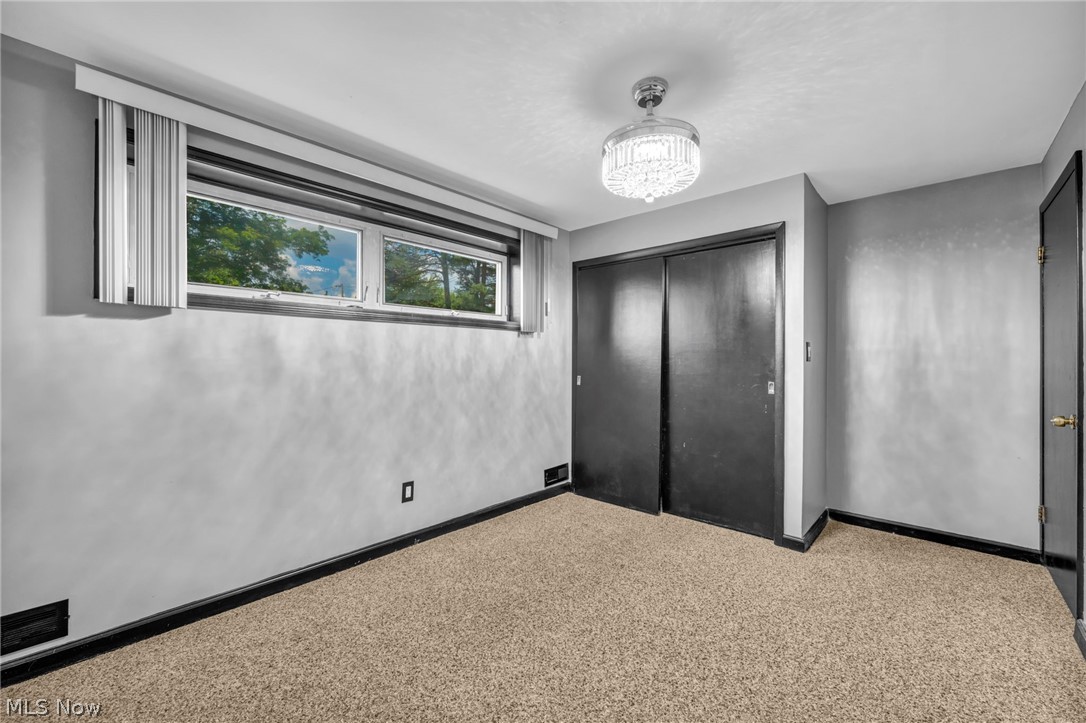 1553 S Carpenter Road S Brunswick OH 44212