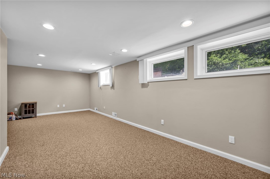 1553 S Carpenter Road S Brunswick OH 44212