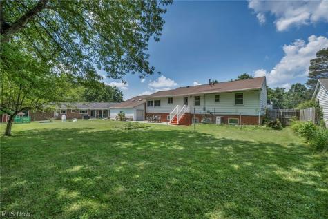 1553 S Carpenter Road S Brunswick OH 44212