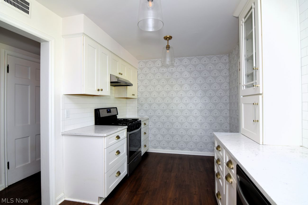 1531 Kew Road Cleveland Heights OH 44118