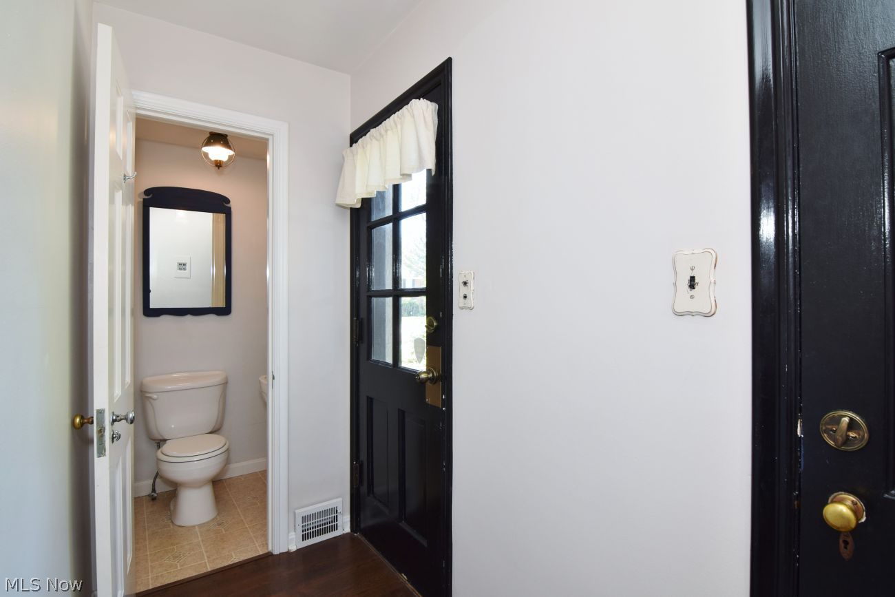 1531 Kew Road Cleveland Heights OH 44118