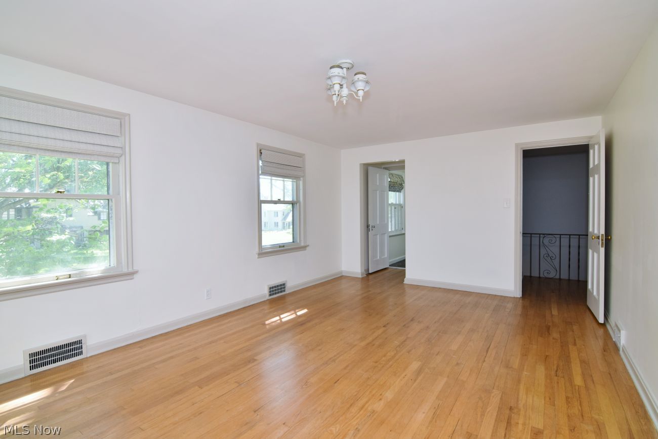 1531 Kew Road Cleveland Heights OH 44118