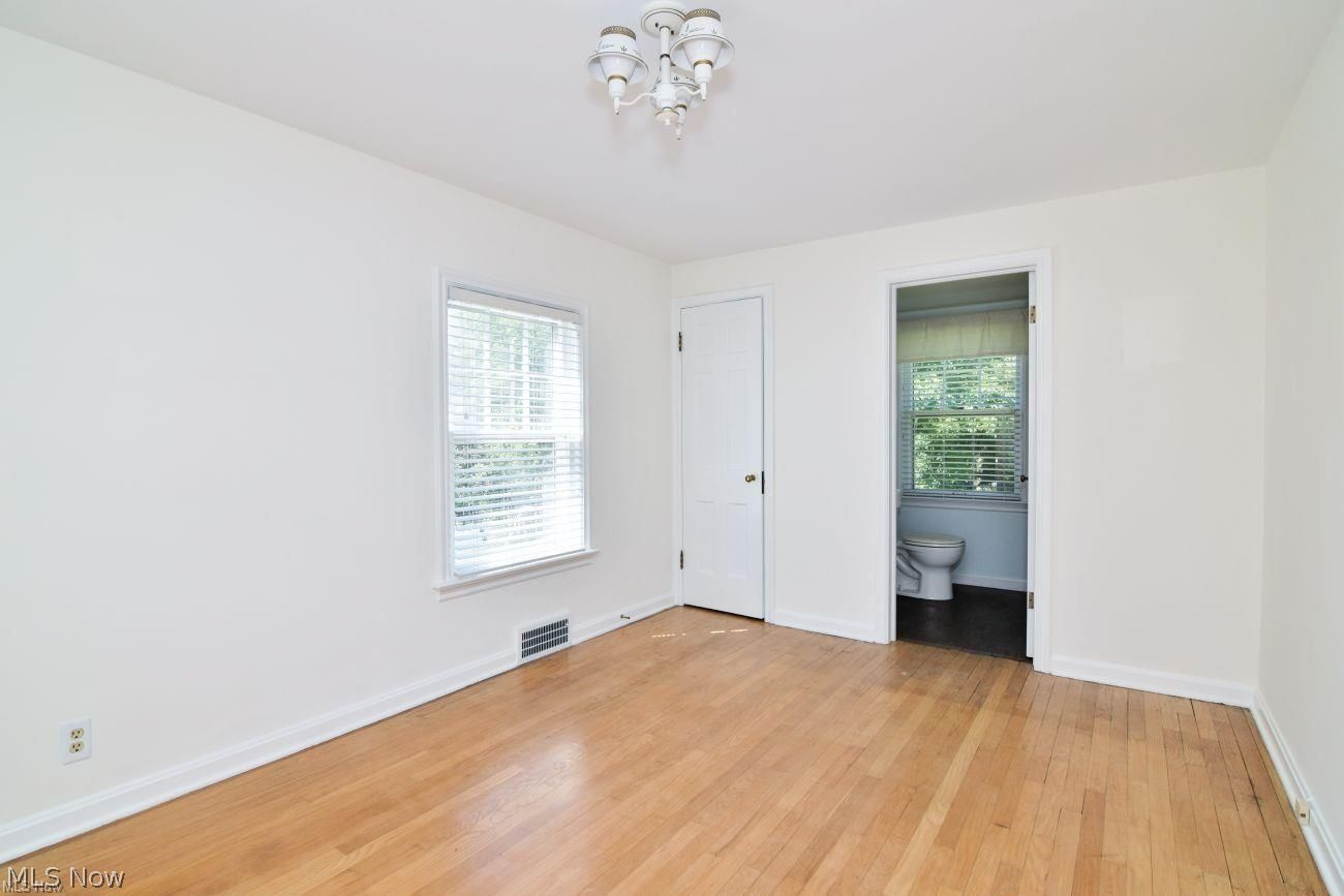 1531 Kew Road Cleveland Heights OH 44118