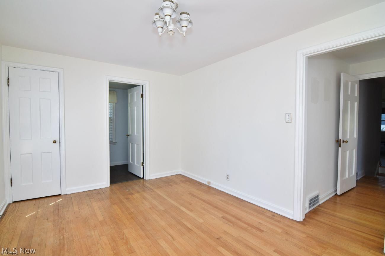1531 Kew Road Cleveland Heights OH 44118