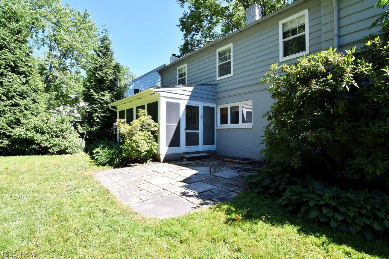 1531 Kew Road Cleveland Heights OH 44118