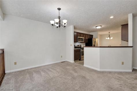 29116 Pembrooke Boulevard Olmsted Twp OH 44138